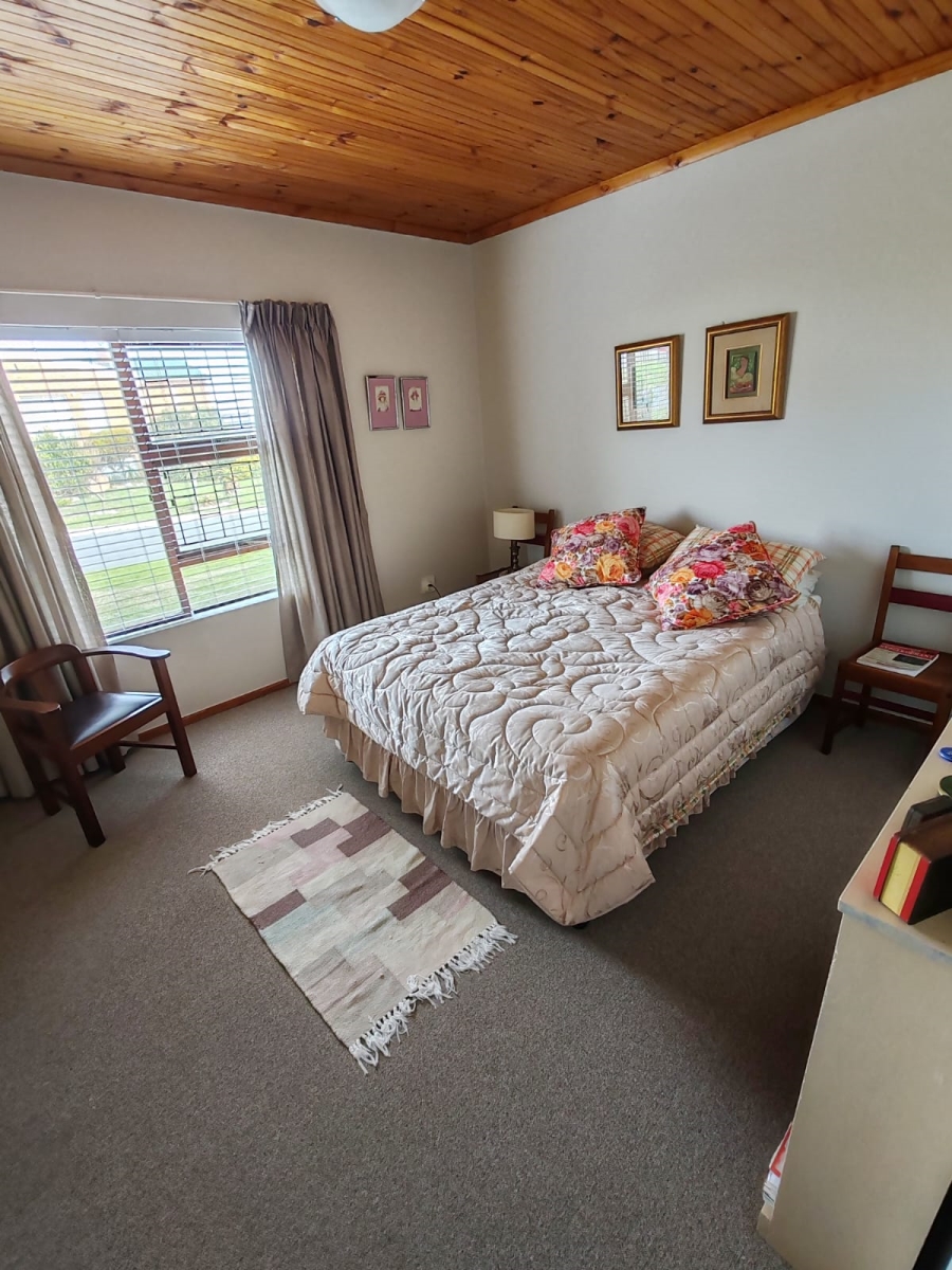 3 Bedroom Property for Sale in Perlemoenbaai Western Cape